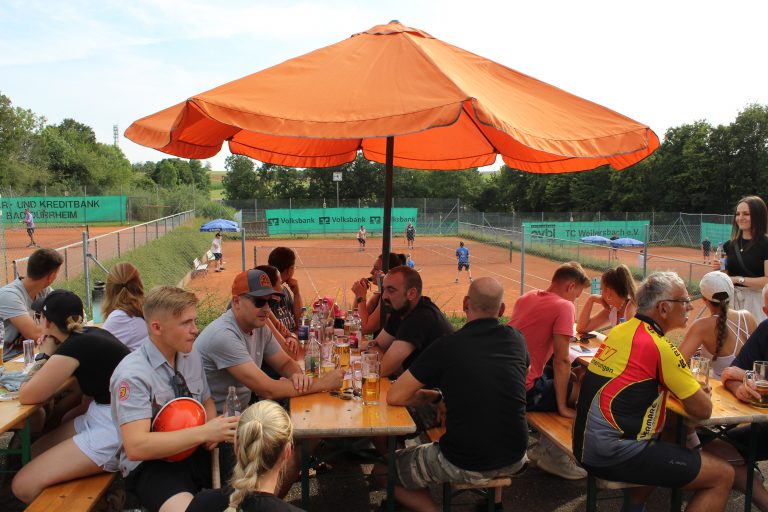 Kinderolympiade und Laienturnier begeistern beim Sommerfest